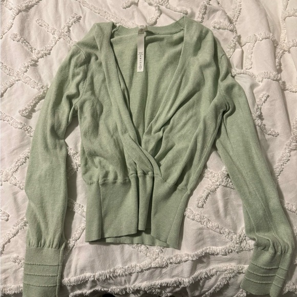 Lulu knit cropped top - Picture 1 of 1